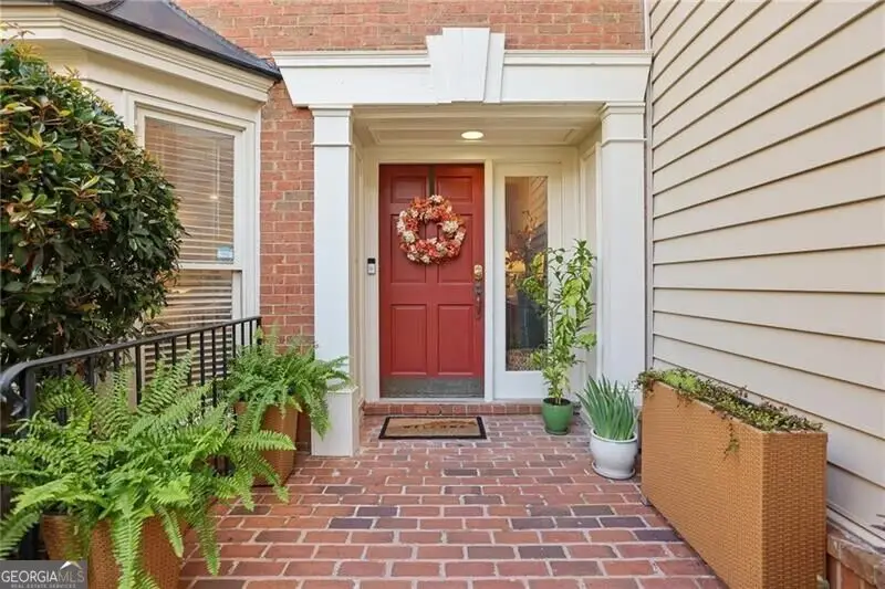 76 Mount Vernon Circle, Sandy Springs, GA 30338 - #2