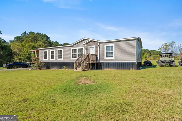 916 E Flournoy Road, Hawkinsville, GA 31036