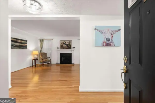 1500 Oakridge Court, Decatur, GA 30033