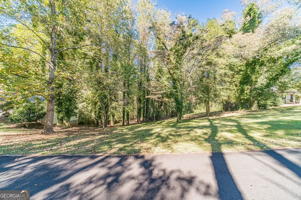 3319 Little Circle, Gainesville, GA 30506 - #1
