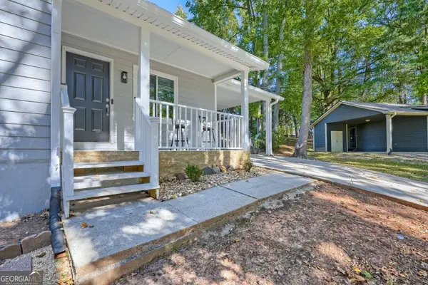679 Suwanee Court Nw, Lawrenceville, GA 30043