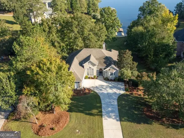 175 Waters Edge Drive, Lizella, GA 31052