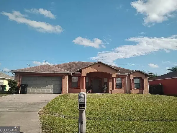 1058 SW Facet Avenue, Port Saint Lucie, FL 34953