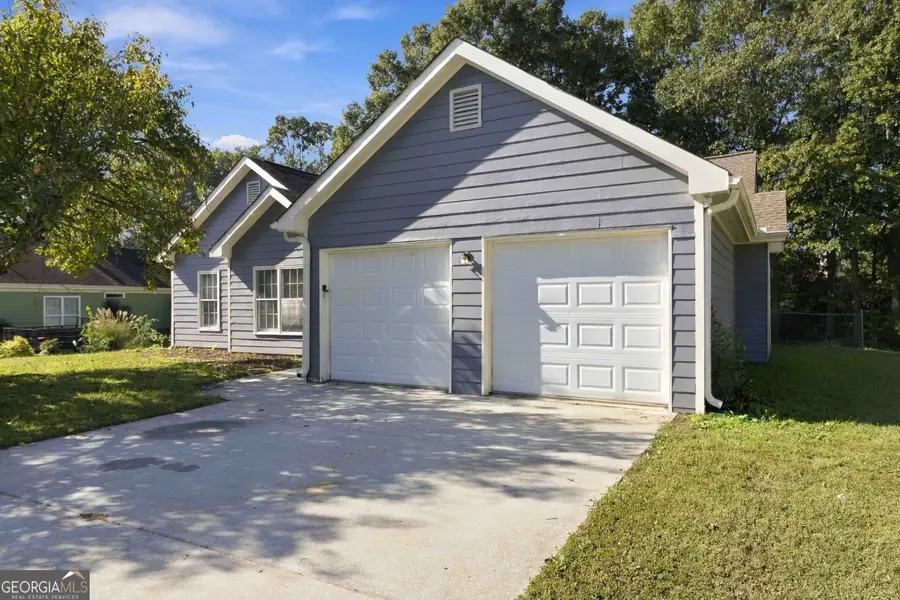 4215 Fox Chase Drive, Loganville, GA 30052 - #2
