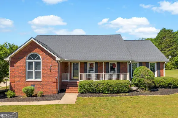 71 Woodridge Way, Royston, GA 30662