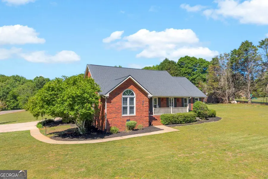 71 Woodridge Way, Royston, GA 30662 - #3