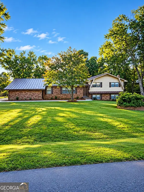 422 Hasty Drive, Tunnel Hill, GA 30755
