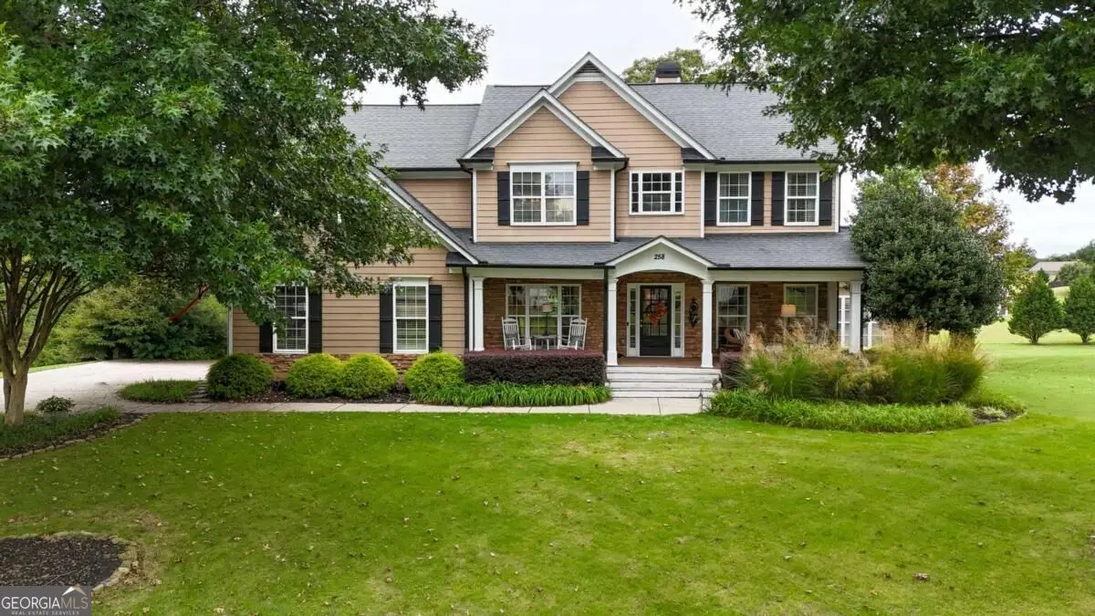 258 Downing Street, Hoschton, GA 30548 - #1