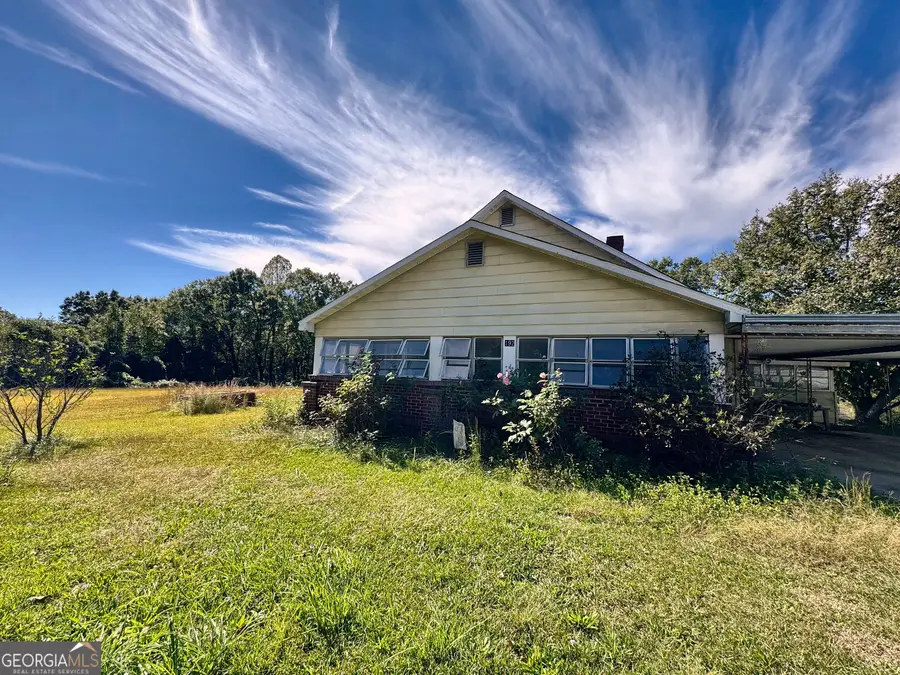 192 Persimmon Street, Toccoa, GA 30577 - #2