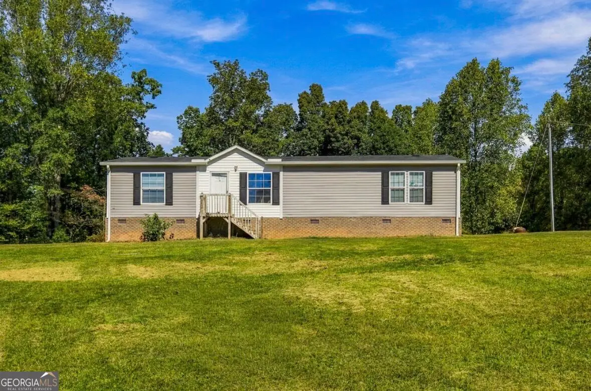 538 E Leatherwood Road, Toccoa, GA 30577 - #1
