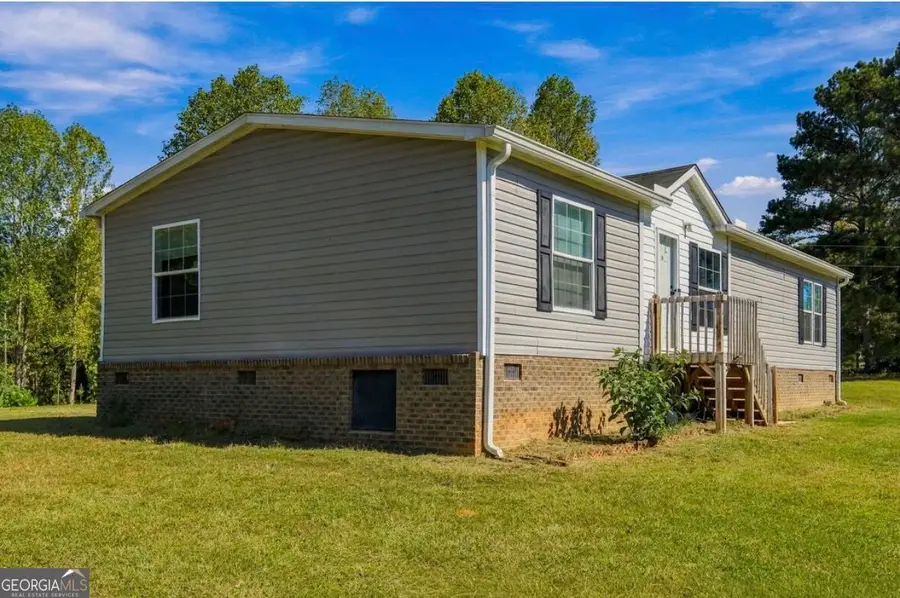 538 E Leatherwood Road, Toccoa, GA 30577 - #2