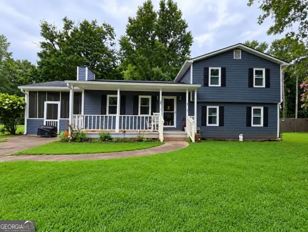 2462 Brown Deer Trail Nw, Acworth, GA 30101