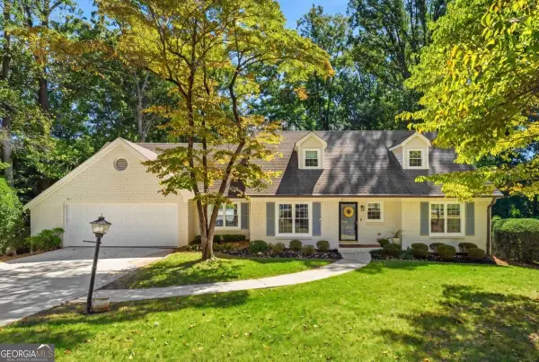 795 Spalding Drive, Sandy Springs, GA 30328
