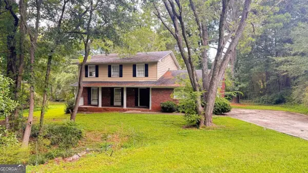 3688 Eagle Woods Circle, Lithonia, GA 30038