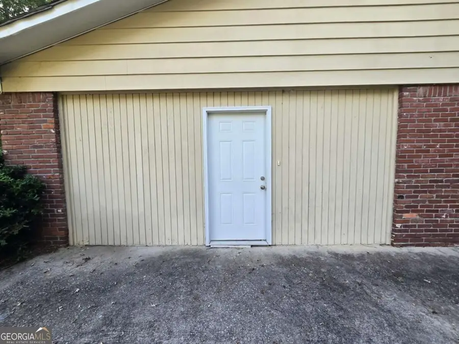 3688 Eagle Woods Circle, Lithonia, GA 30038 - #2