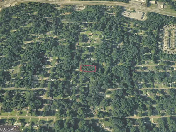 5677 Hillcrest Drive, Acworth, GA 30102
