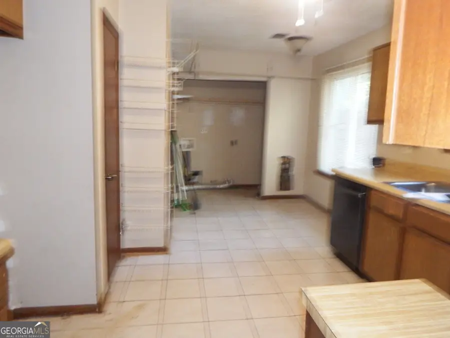 922 Lake Drive Court, Stone Mountain, GA 30088 - #3