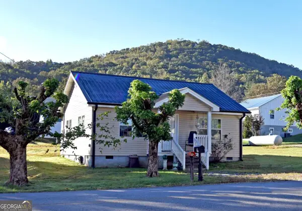 34 Kimsey Street, Blairsville, GA 30512