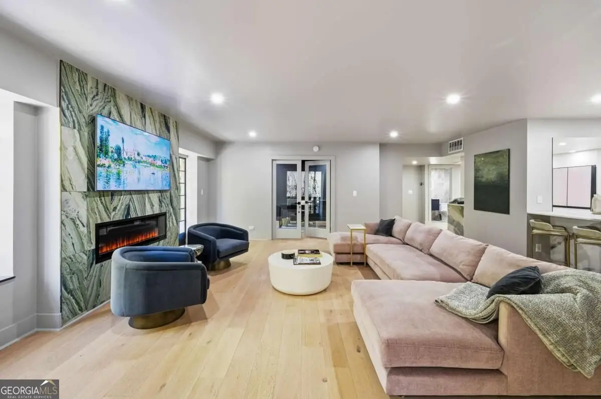 3648 Peachtree Road Ne #2E, Atlanta, GA 30319 - #1
