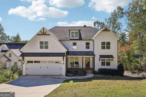 868 Chestatee Point, Dawsonville, GA 30534