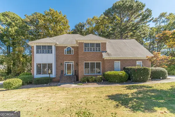 1664 Holly Lake Circle, Snellville, GA 30078