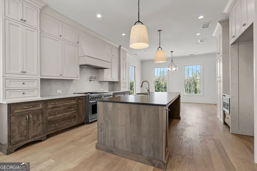 310 Central Avenue, Fayetteville, GA 30214 - #2