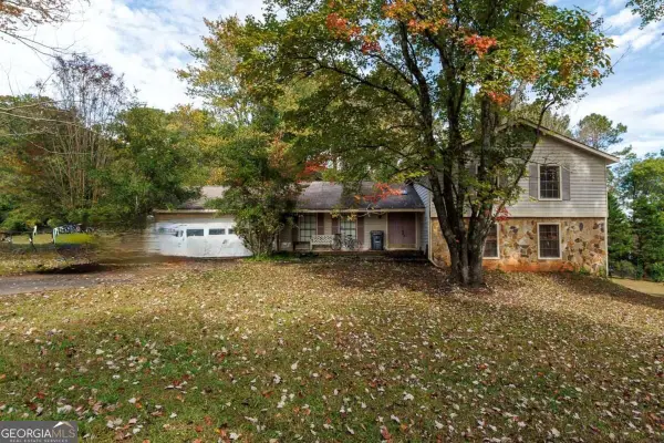 9825 Loblolly Lane, Roswell, GA 30075