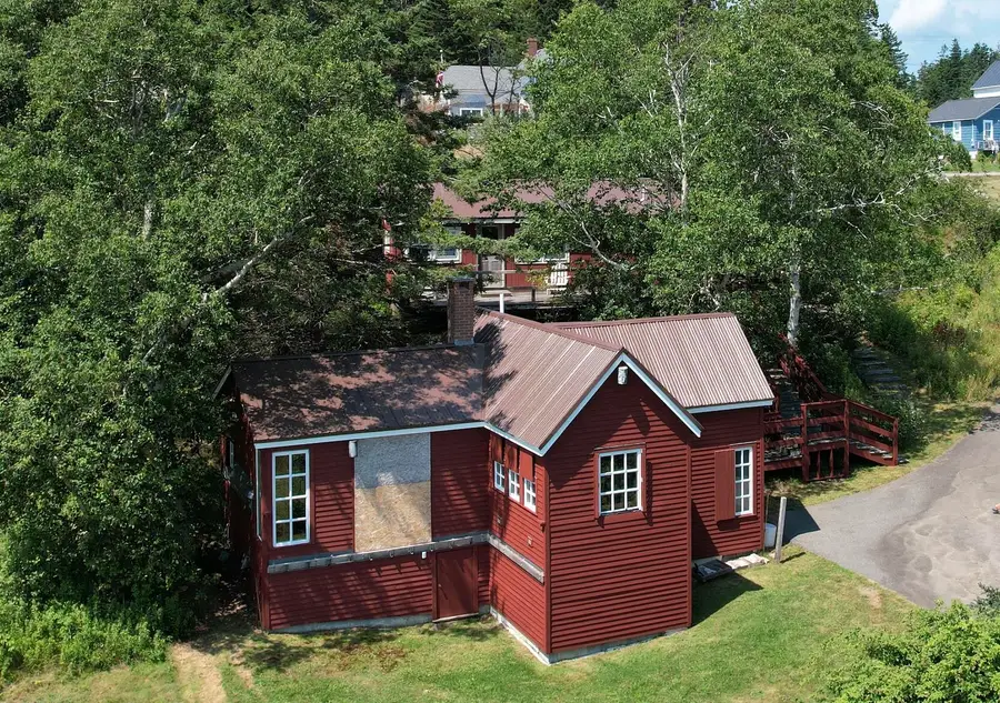 276 Harbor Road, Swans Island, ME 04685 - #2
