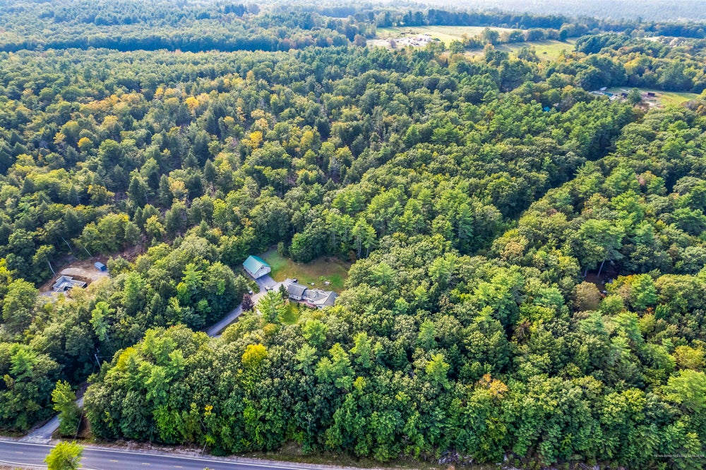 824 Meadow Road, Casco, ME 04015 BHGRE