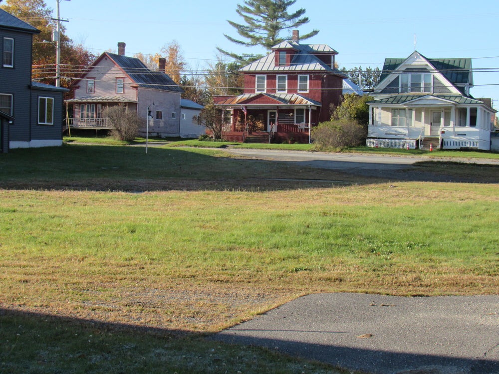 391 Main Street, Jackman, ME 04945 BHGRE