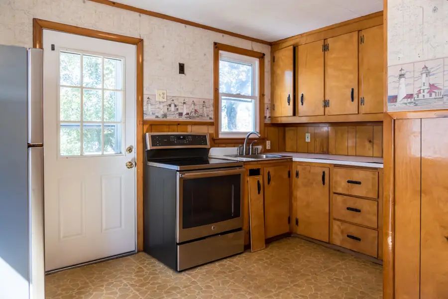 81 Washington Avenue, South Portland, ME 04106 - Image #3