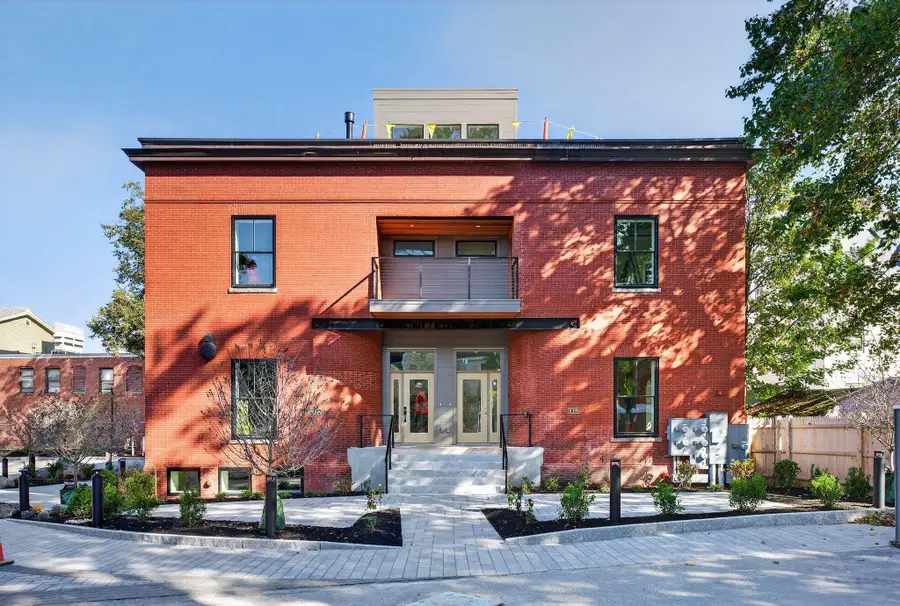 53 Carleton Street #A, Portland, ME 04102 - Image #2