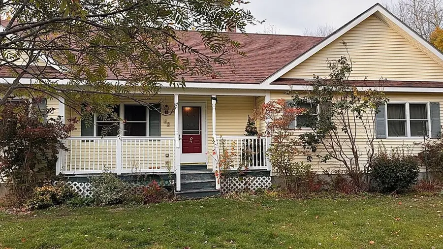 32 Alton Avenue, Ellsworth, ME 04605 - Image #2