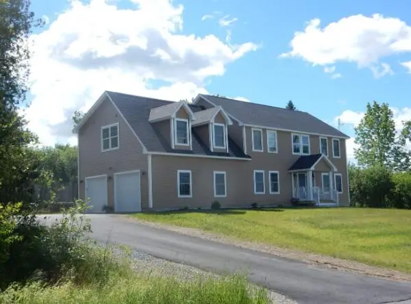 161 Lasalle Drive, Bangor, ME 04401