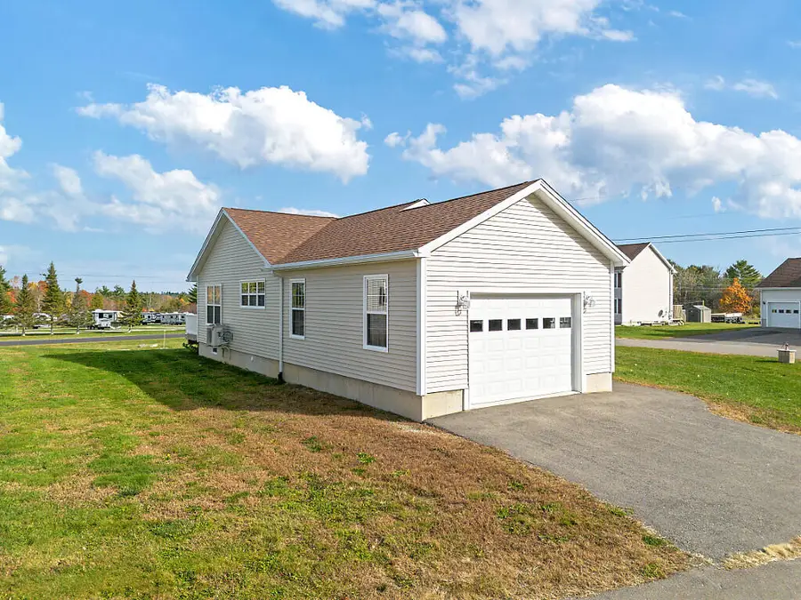 18 Hunter Drive, Hermon, ME 04401 - Image #3