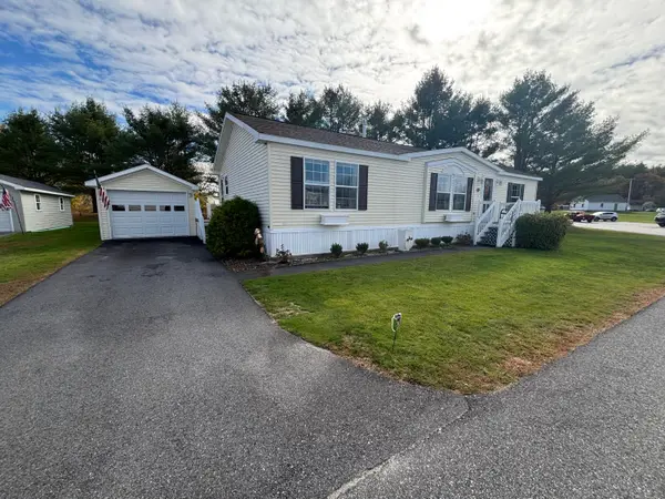1 Fox Run Drive, Lewiston, ME 04240