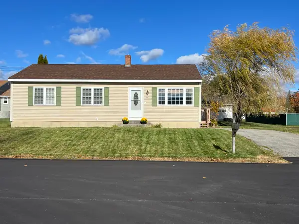 22 School Street, Lewiston, ME 04240