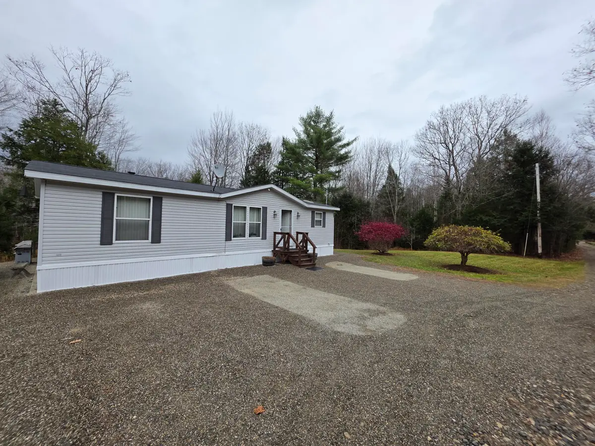 33 Higgins Road S, Searsmont, ME 04973 - Image #1