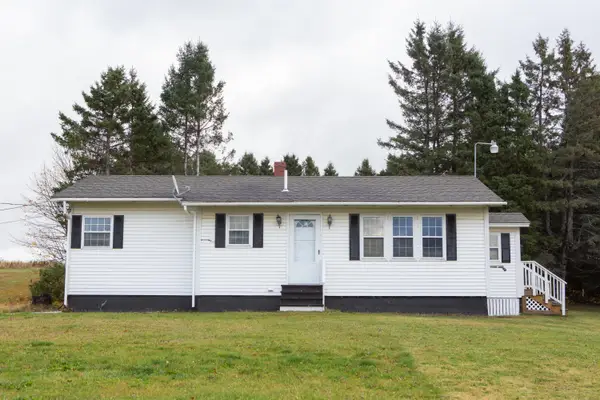 647 Us Highway 1, Monticello, ME 04760