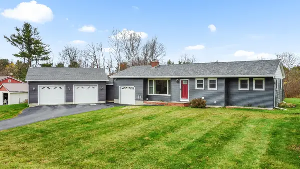 20 Thompson Road, Veazie, ME 04401