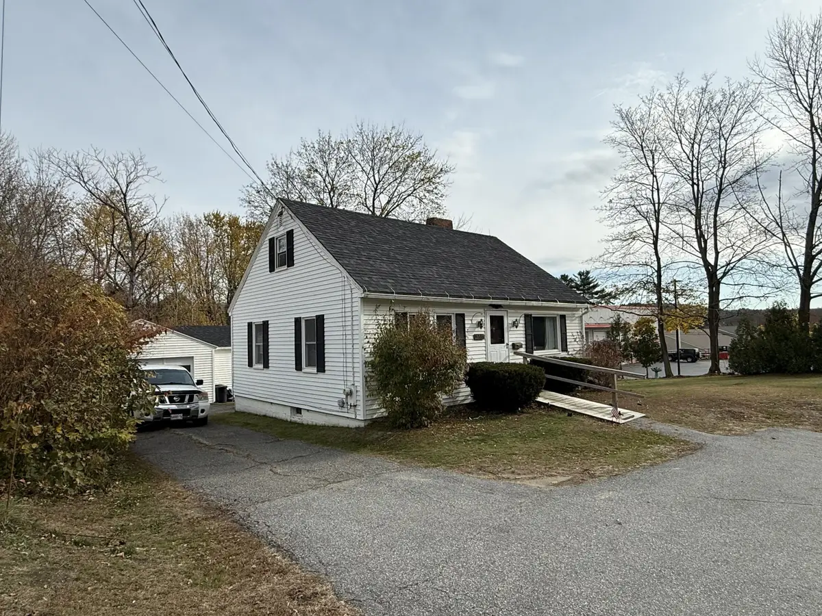 577 Maine Avenue, Farmingdale, ME 04344 - Image #1