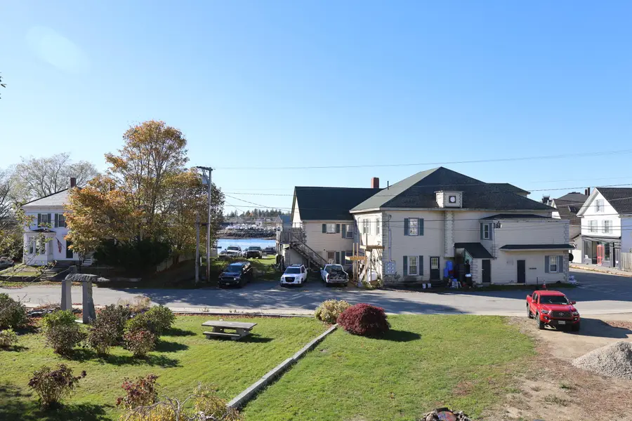 4 Water Street, Vinalhaven, ME 04863 - Image #2