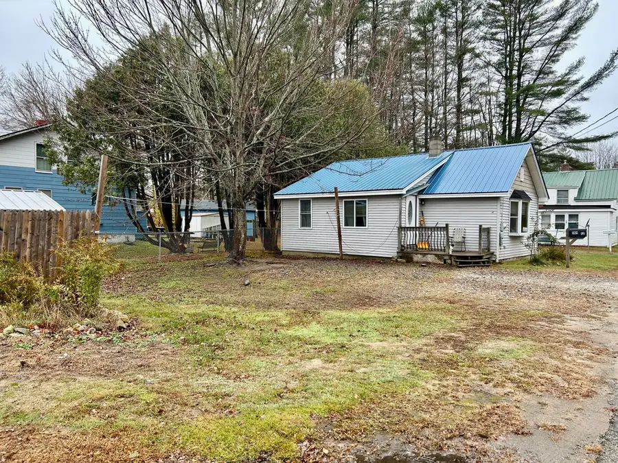 12 Skillin Avenue, Norway, ME 04268 - Image #3