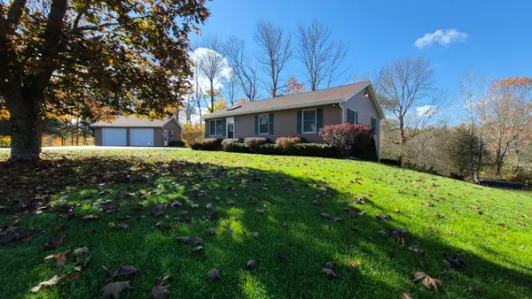 39 Field Road, Sidney, ME 04330