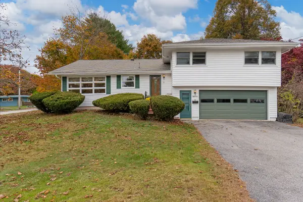 53 Hampton Avenue, Auburn, ME 04210