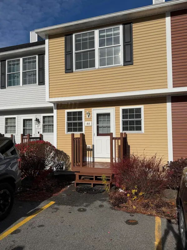 44 River Village Drive #44, Milford, ME 04461