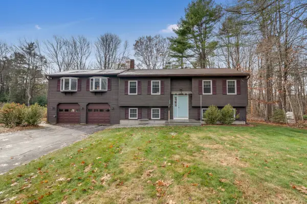 35 Eider Lane, Topsham, ME 04086