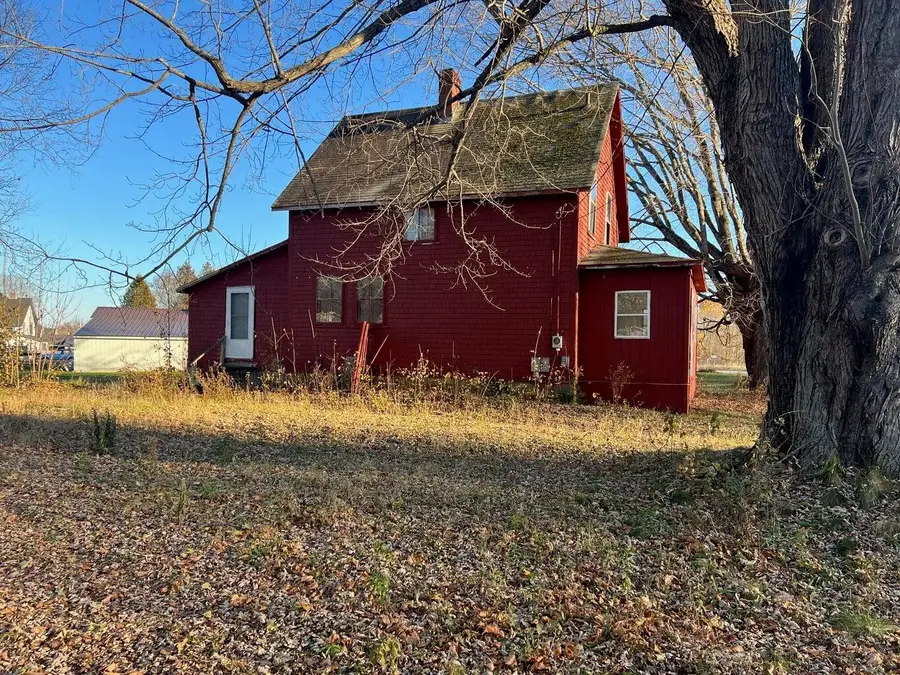 42 1st Street, Milo, ME 04463 - Image #2
