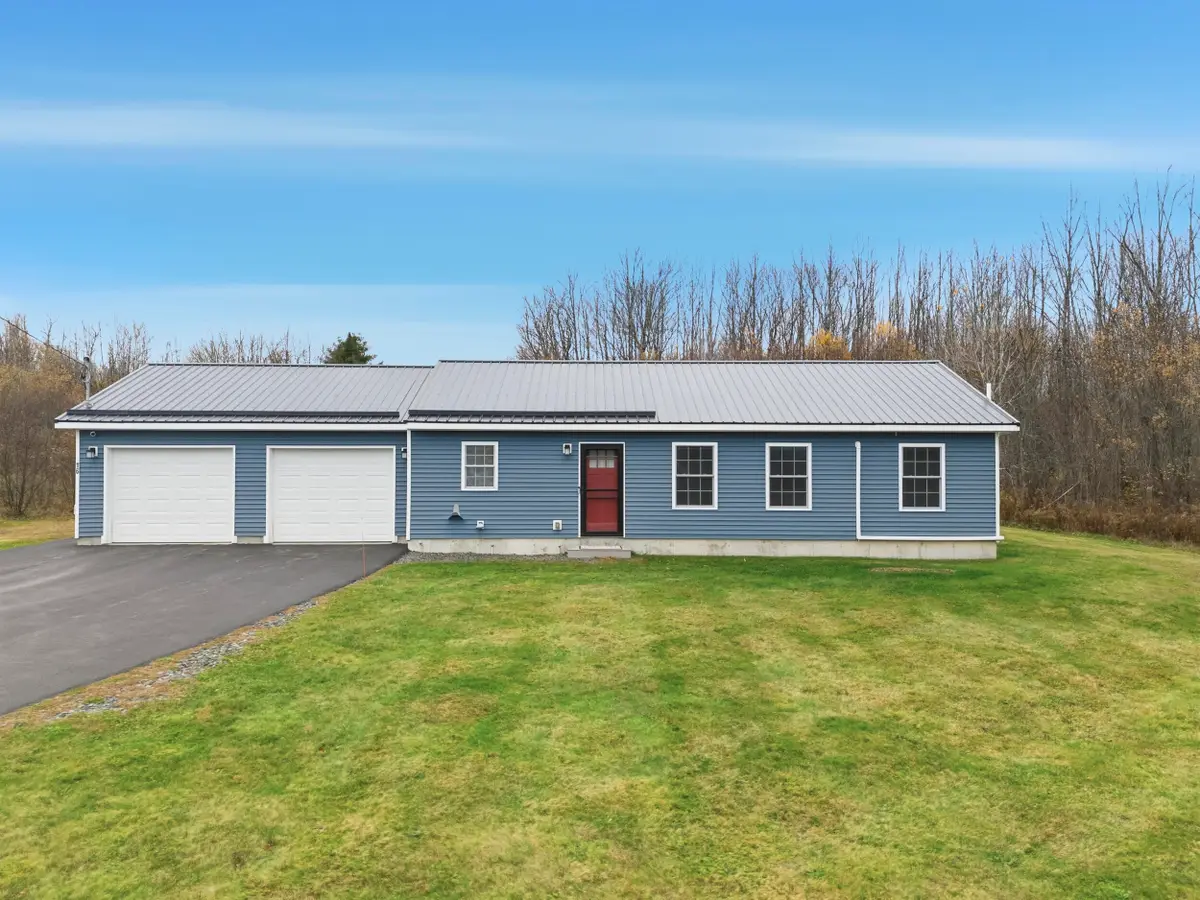 16 Godrics Hollow, Sidney, ME 04330 - Image #1