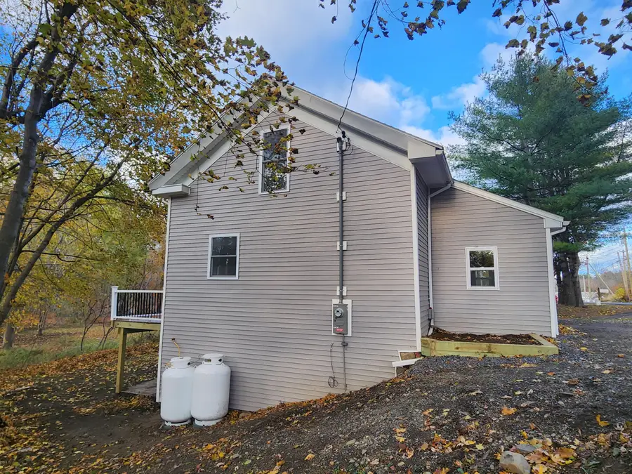 105 S Alpine Street, Oakland, ME 04963 - Image #3